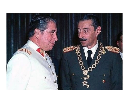 dictadores pinochet y Videla